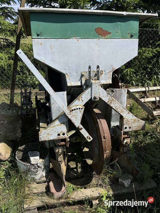 Sprzedam Sadzarkę nieuszkodzony warmińsko-mazurskie