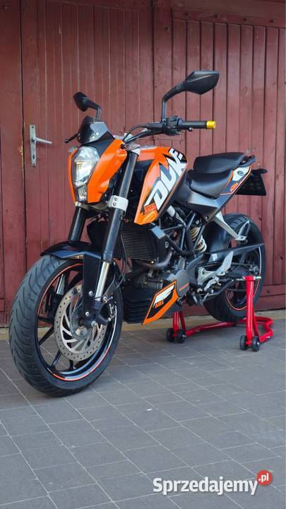 KTM DUKE 125 125cm3 Zabiele