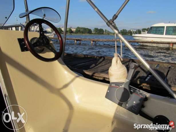 Łódź KORMORAN SUPER WYPOSAŻENIE Iława