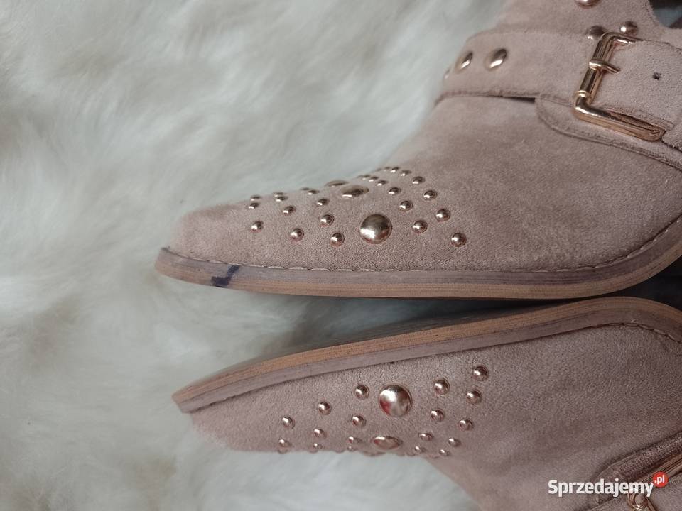 39 Bogato zdobione dżetami Botki kowbojki Top Zara Kraków