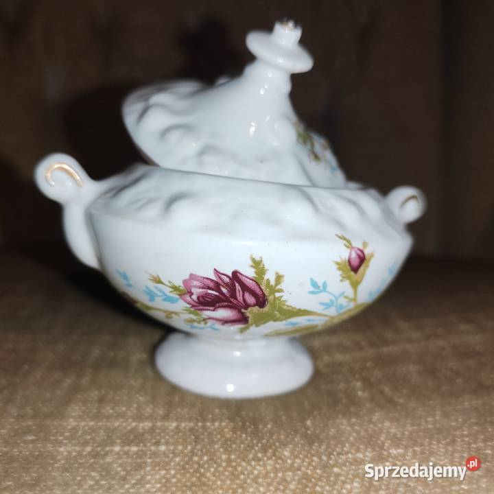 Ceramika ozdobna ręczna robota