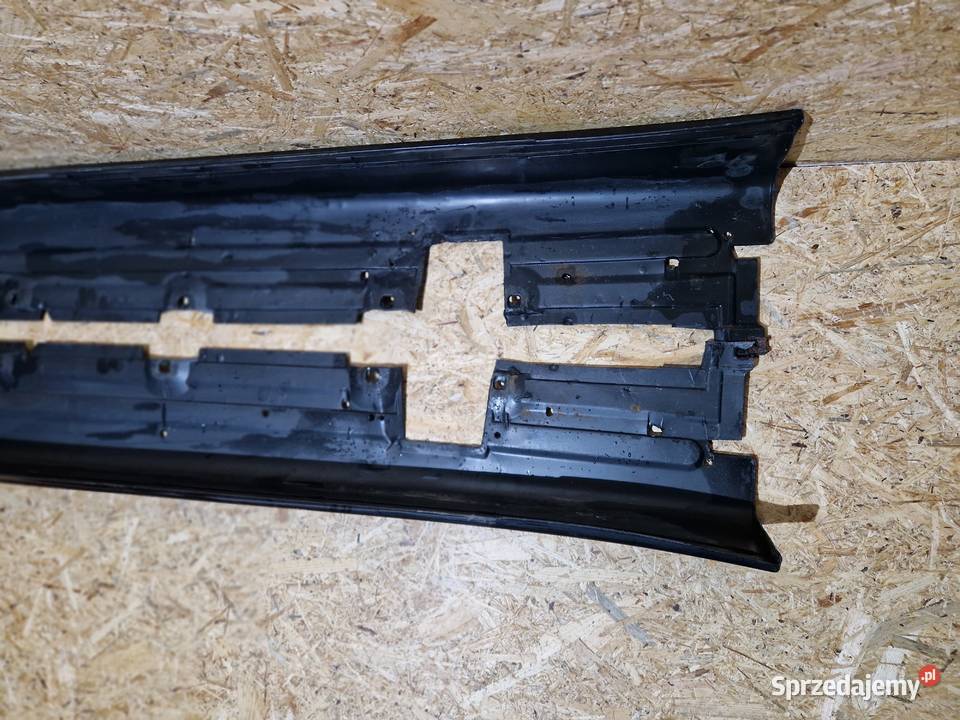 Listwy progowe BMW E 38 sprzedam