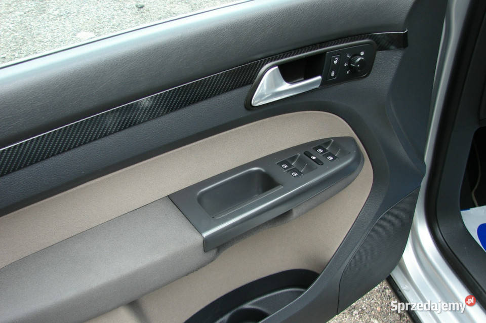 Volkswagen Touran VW Touran Cross 20 TDi 140 I Piła