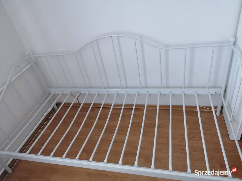 Sprzedam 2 łóżka stelażowe materace Nowa Sarzyna