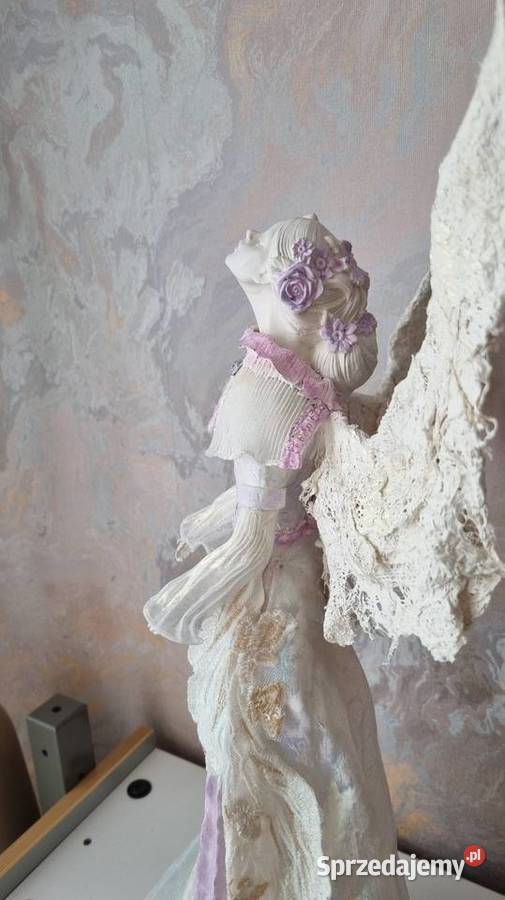 Piękny anioł ecru róż perła Zamość