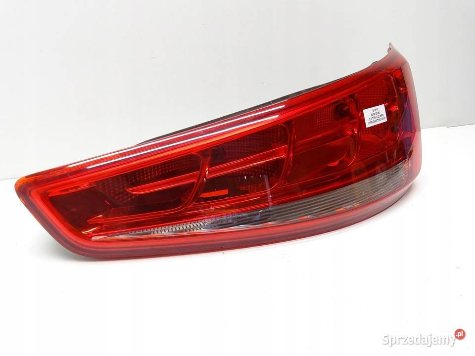 LAMPA PRAWA PRAWY TYŁ W BŁOTNIK AUDI Q3 I 8U