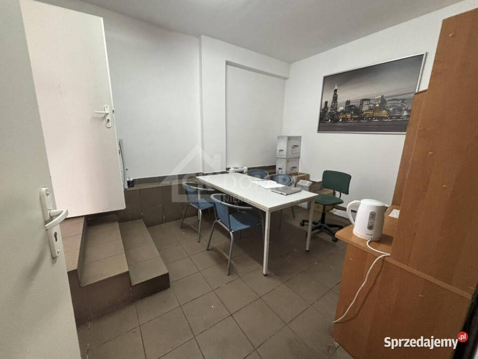 Budynek handlowousługowy 290 m Pińczów 291.46m2