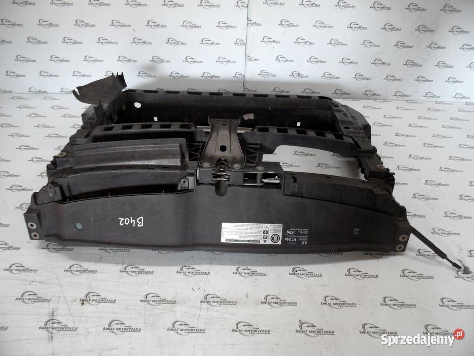 VW GOLF VI 12r wzmocnienie pasa przód 5K0805594