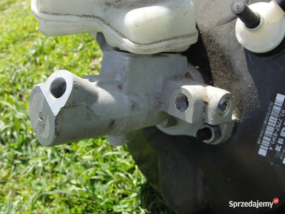 SERWO POMPA HAMULCOWA MERCEDES W212 W207 W204 osobowe Pompy hamulcowe Dąbrowa sprzedam