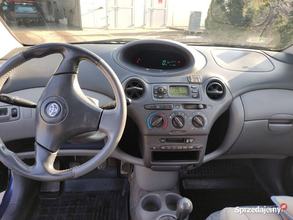 Toyota Yaris I gen 1999r 13l benzyna 4/5 Koszalin