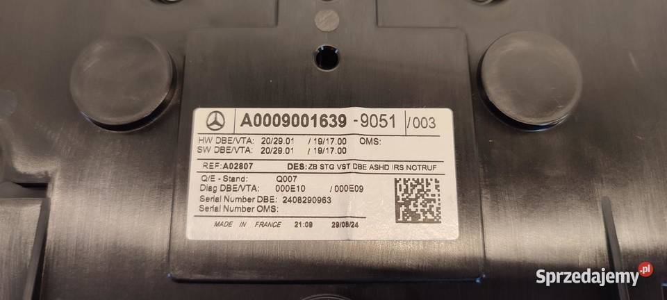 MERCEDES W247 LAMPKA PODSUFITKI A0009001639 osobowe