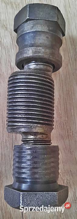 Sworzeń wahacza górnego mimośród z tulejkami Żuk Ostrów Wielkopolski