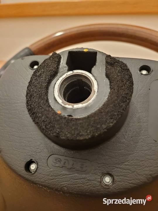 Kierownica drewniana saab 95 osobowe