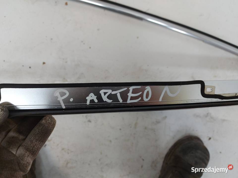 VW Arteon 3G8 2018r LISTWA CHROM DACHU PRAWA osobowe sprzedam