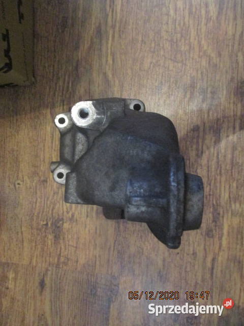 MERCEDES W204 LIFT W212 ŁAPA SILNIKA 22 CDI 651 Głowno