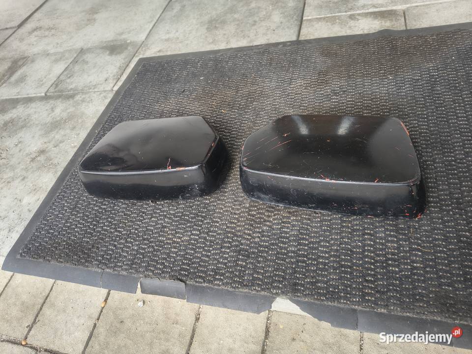Boczki schowki boczne czarne Jawa cz 175 350 sprzedam