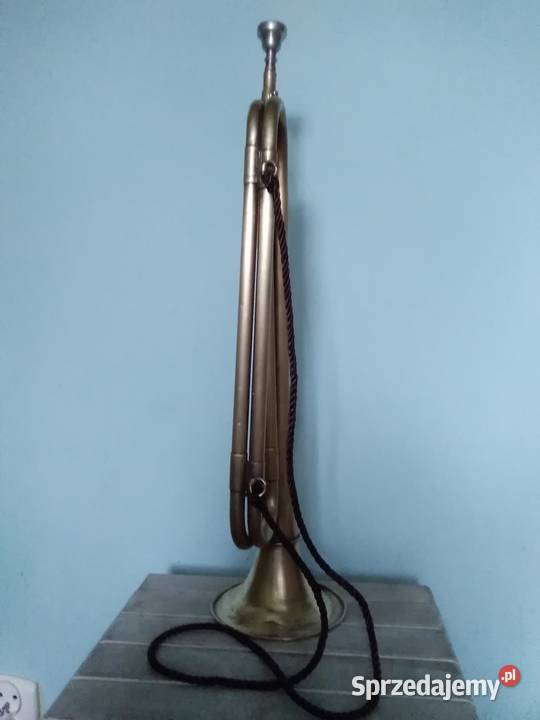 Stara mosiężna trąbka sygnałowa z lat 30 tych