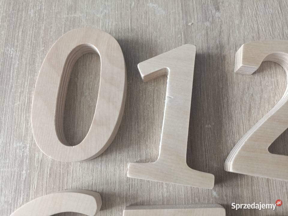 Drewniane cyfry 0 do 10 sprzedam