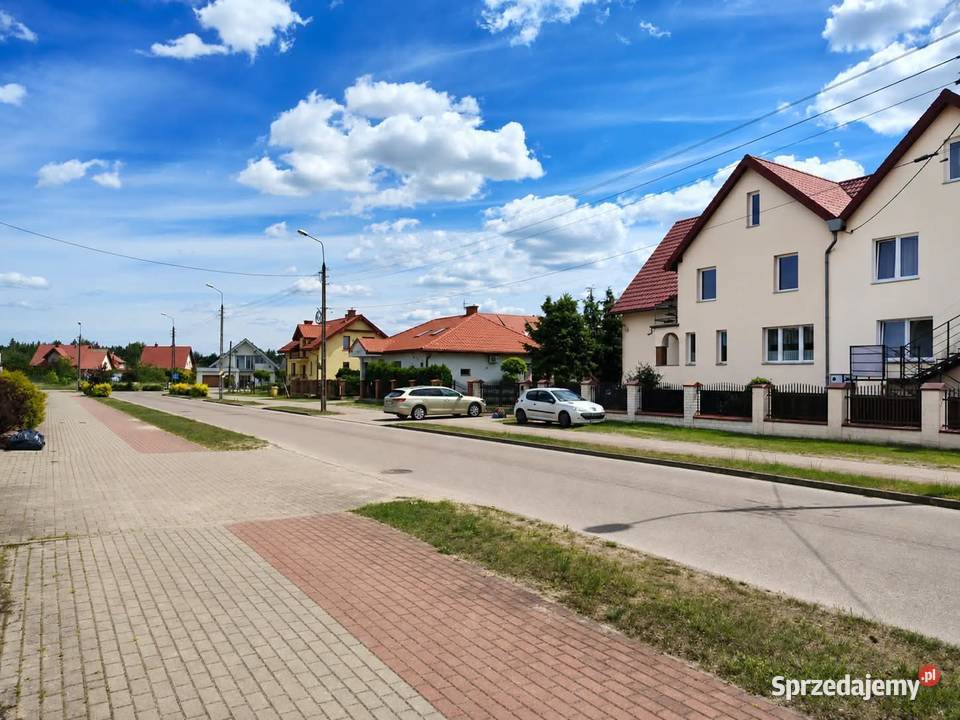 Dom w zabudowie bliźniaczej w Piszu jeziora Roś Pisz