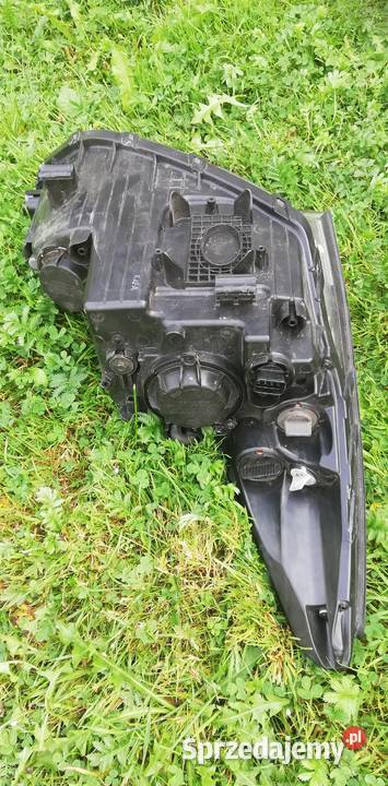 Hyundai Santa Fe Lampa Lewa USA 20132017 Poświętne