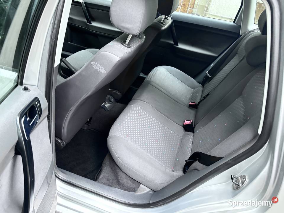 Volkswagen Polo 2004 12 klimatyzacja super stan sprzedam