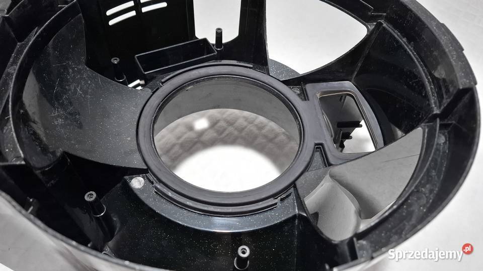 Dolna część obudowy korpusu urządzenia z