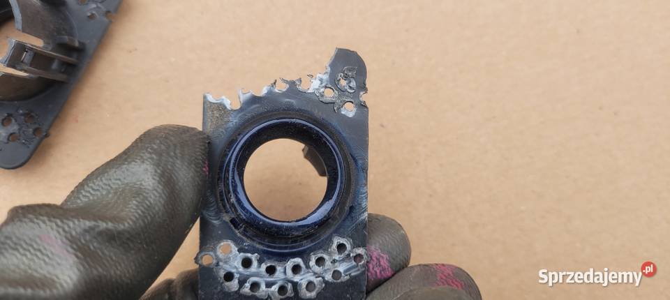 MERCEDES W205 18 LIFT AMG UCHWYT KOSZYK PDC osobowe