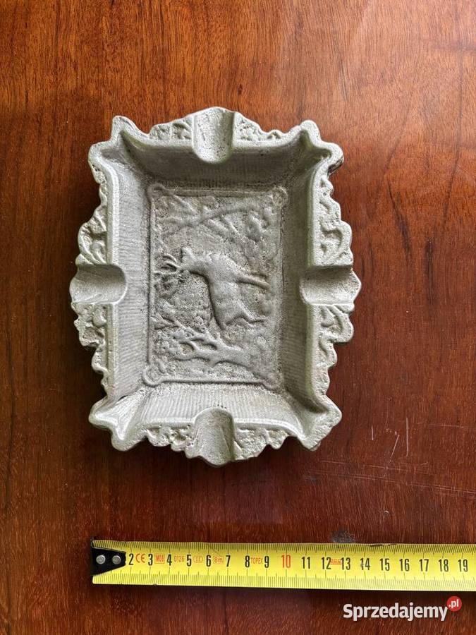 Stara popielnica z motywem myśliwskim Proszowice sprzedam