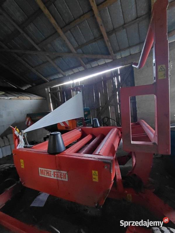 Owijarka samozaładowcza Mońki