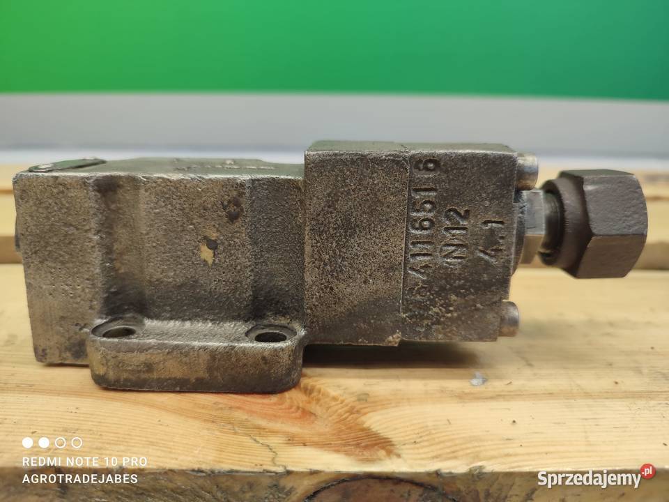 Zawór hydrauliczny 426 411651 6 WABCO wielkopolskie Wilkowo