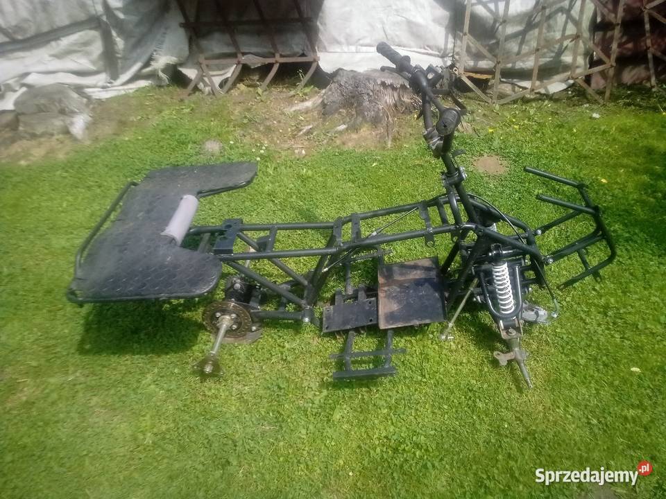 Rama quad 125 w całości na części mat sprzedam