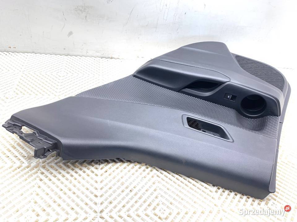 BOCZEK DRZWI PRAWY TYŁ TOYOTA CHR Crossover