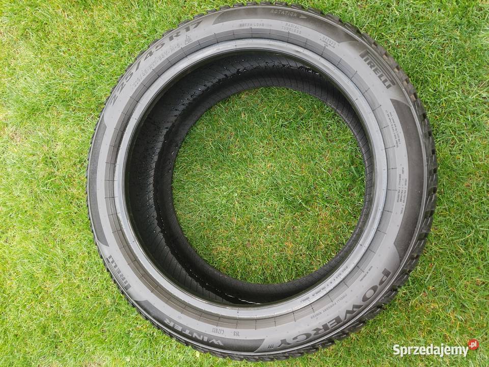 Opony zimowe Pirelli 22545 R17