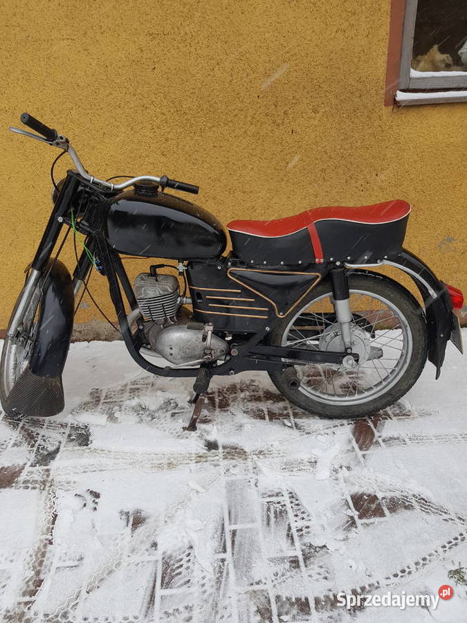 WSK 125 B1 z papierami turystyczny