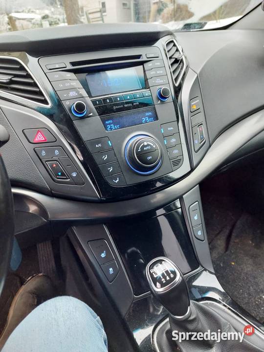 Hyundai i40 CW kombi 17 Crdi 136 srebrny i40 Szczecin