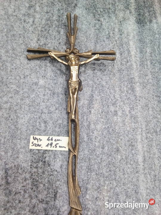 Krzyż z wizerunkiem czerniony mosiężny na Strzegowo