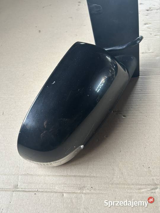 Lusterko pasażera prawe touran 1 LC9Z073016LL sprzedam