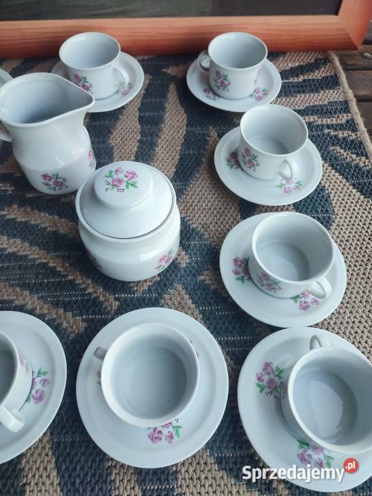 Porcelanowy serwis kawowy Wawel z czasów PRL sprzedam