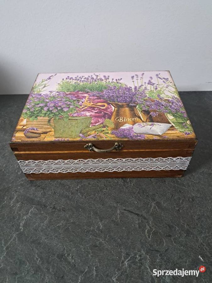 Herbaciarka szkatułka lawenda vintage z koronką