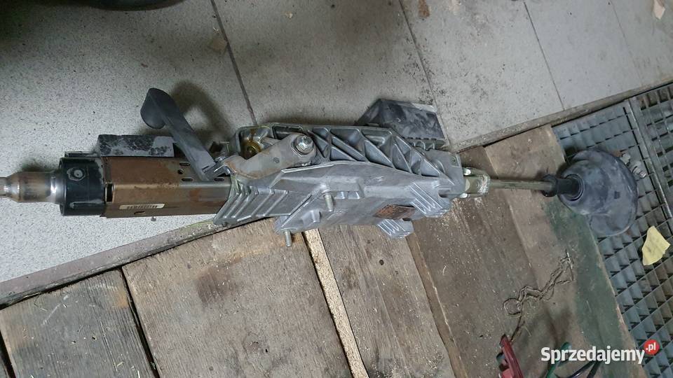 kolumna kierownicza z krzyzakiem kpl z blokada Rok produkcji 2003 Sosnowiec