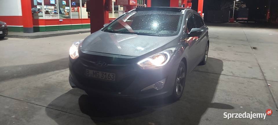 Hyundai i40 sw 20 180 TOP 37000 Poznań isofix