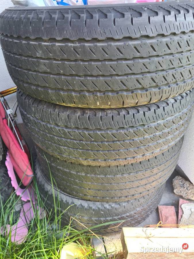 8 opon terenowych i 1 felga całoroczne lubelskie Lublin sprzedam