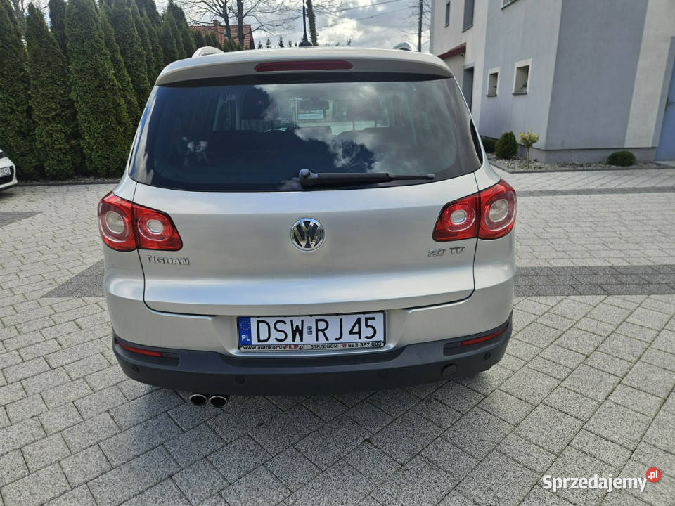 Volkswagen Tiguan 20 170 Klimatronik Parktronik Rok produkcji 2009 Strzegom