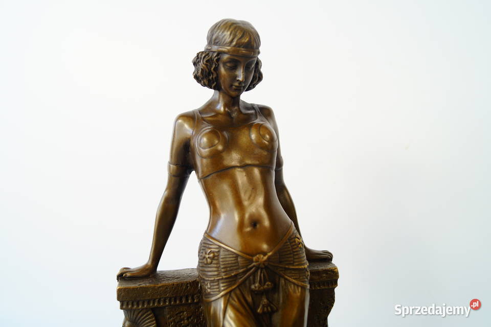 Egipska tancerka figura z brązu rzeźba wielkopolskie Gizałki