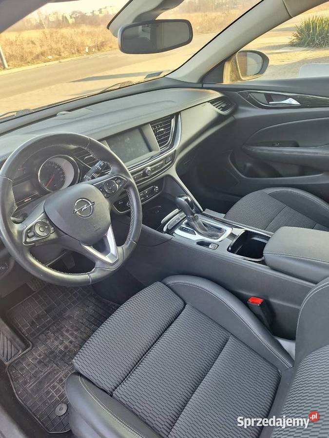 Opel Insygnia 15 benzyna automat 1500cm3 Sosnowiec sprzedam