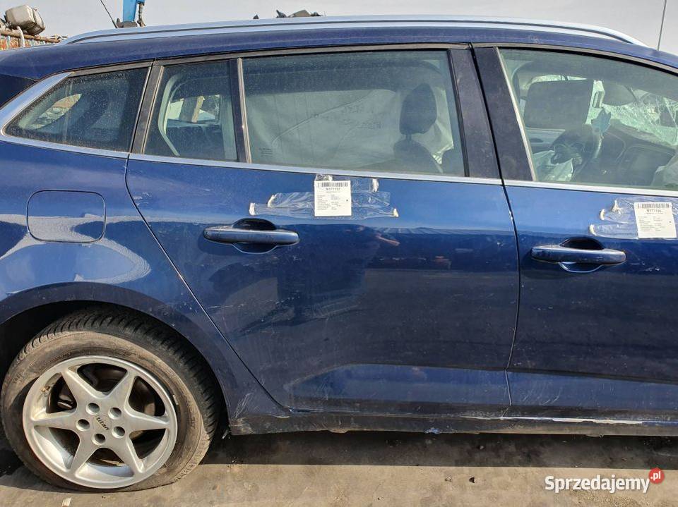 DRZWI PRAWE TYŁ RENAULT MEGANE IV GRANDTOUR Lipno