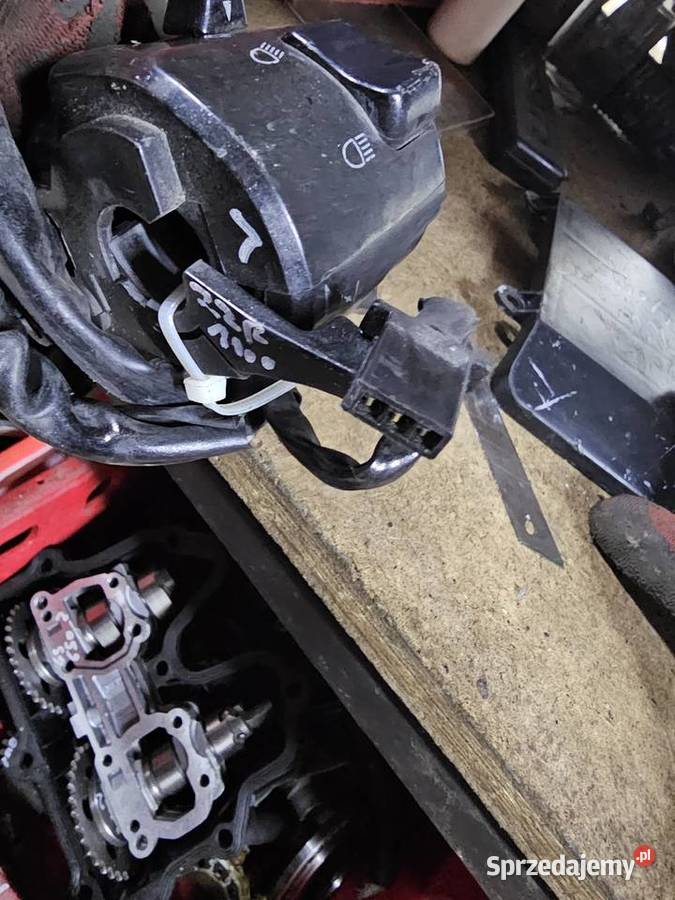 Kawasaki ZZR 1100 przełącznik lewy świateł dolnośląskie Jelenia Góra