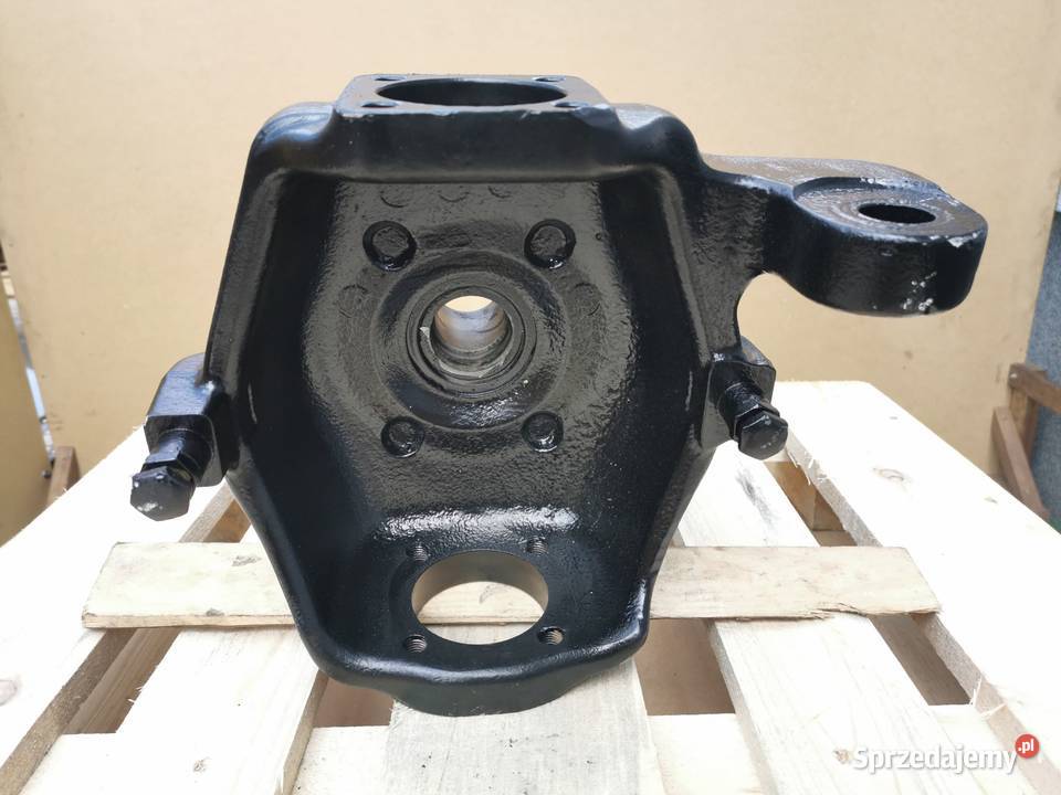 Zwrotnica lewy tył Cat TH 220B Carraro Wilkowo