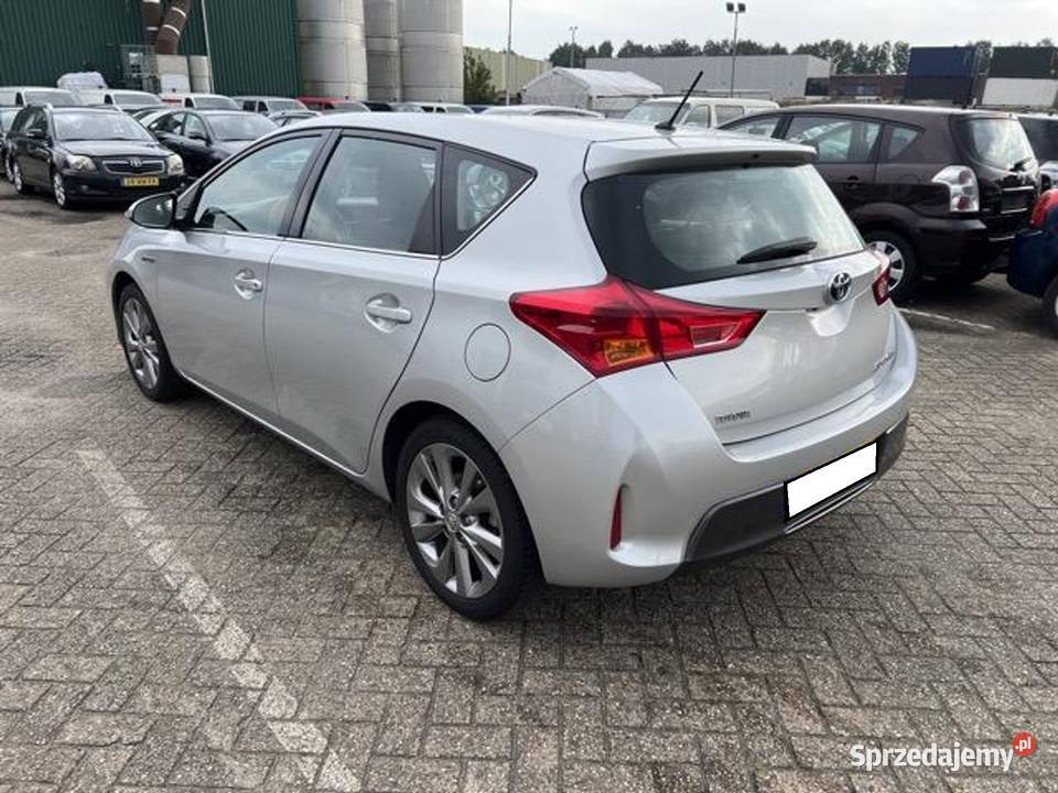 Toyota Auris Hybryda 18 sprowadzony Szczecin