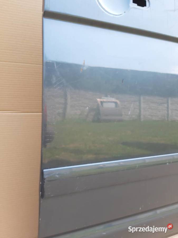 VW T5 T5 LIFT DRZWI LEWE PRZESUWNE 7H0843107 dostawcze Trzciel sprzedam